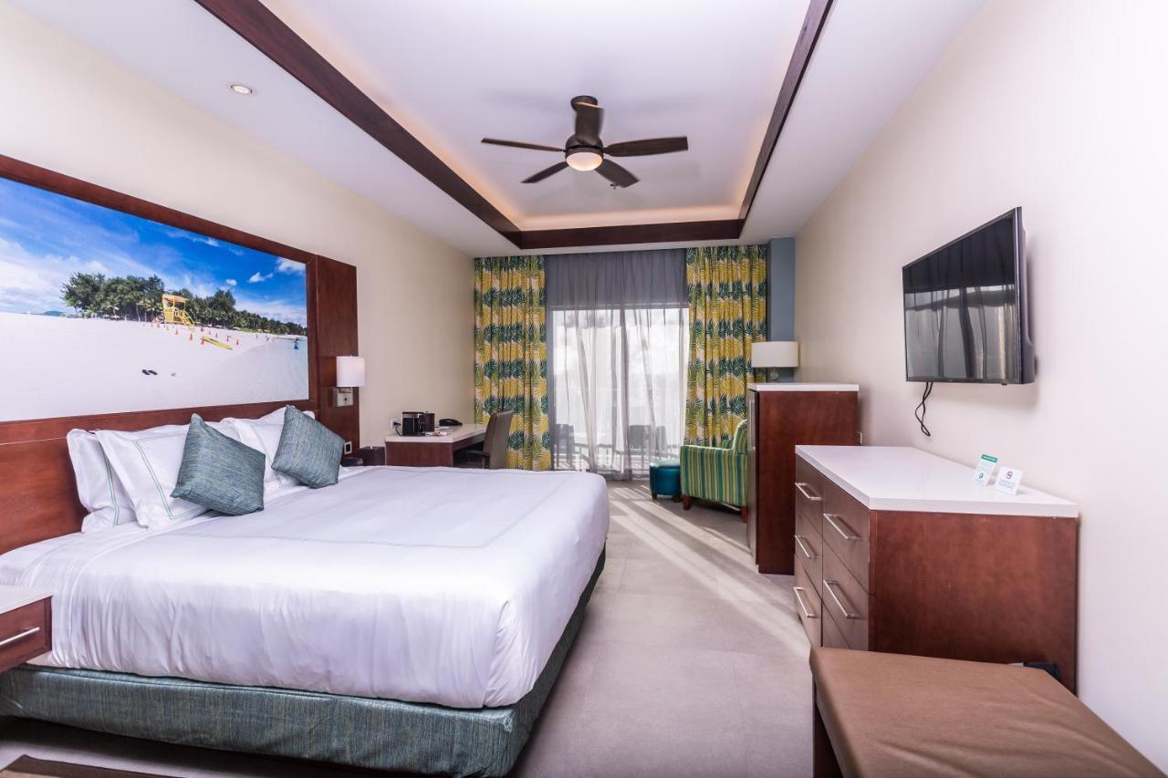 Surfrider Resort Hotel Saipan Exterior foto